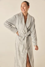 Load image into Gallery viewer, Desiré Grey Long Plush Robe