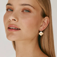 Load image into Gallery viewer, MOROCCAN DROP EARRINGS - GOLD