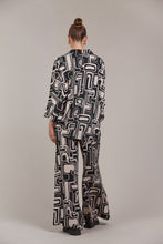 Load image into Gallery viewer, Elsie Relaxed Shirt | Geo