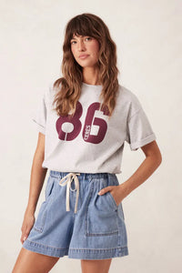 Darcy Relaxed Everyday Short | Mid Blue Wash