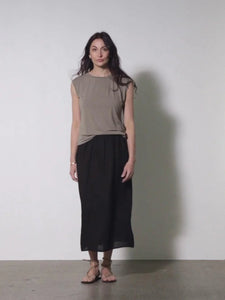 Yasmi Tee | Mud