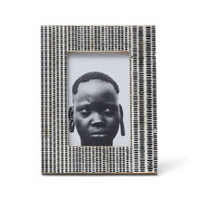 Load image into Gallery viewer, Tippi photo frame