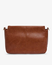 Load image into Gallery viewer, Amherst Shoulder Bag | Tan Pebble
