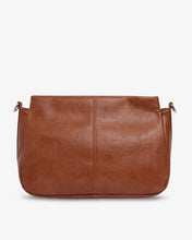 Load image into Gallery viewer, Amherst Shoulder Bag | Tan Pebble