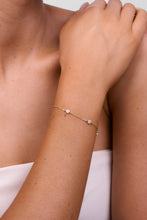 Load image into Gallery viewer, Petal Bracelet | Gold
