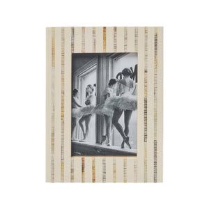 Afia Photo Frame | White & Grey