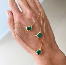 Load image into Gallery viewer, Emerald Crystal Deco Necklace