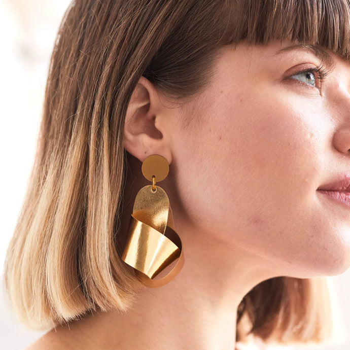 Knot Earrings | Gold