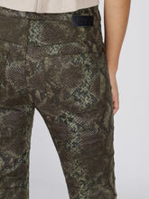 Load image into Gallery viewer, Peyton Olive Boyfriend Pant