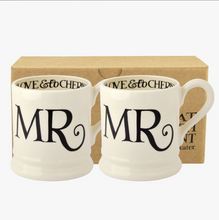 Load image into Gallery viewer, Black Toast Mr &amp; Mrs 2 x 1/2 Pint Mugs