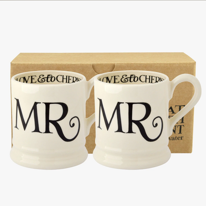 Black Toast Mr & Mrs 2 x 1/2 Pint Mugs