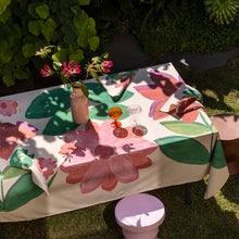 Load image into Gallery viewer, Shasta Daisy Multi Tablecloth