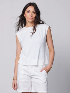 Yasmi Tee | Creme