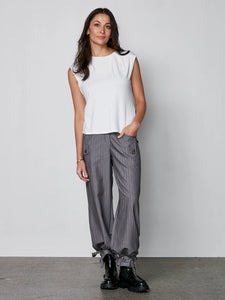 Yasmi Tee | Creme