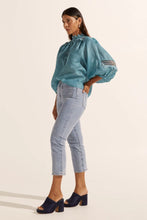 Load image into Gallery viewer, College Jean | Washed Denim