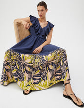 Load image into Gallery viewer, Valencia Maxi Dress