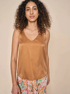 Astrid V-neck Silk Tank Top | Pecan Brown