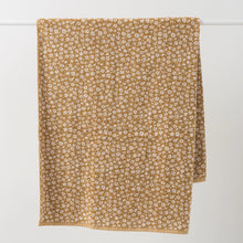 Load image into Gallery viewer, Forget Me Not Bath Towel | Citron