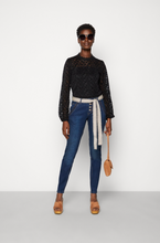 Load image into Gallery viewer, Chirani Jeans | Bailey Fit